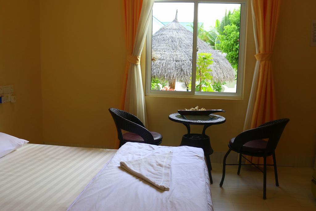 Ras Beach Inn Rasdhoo Extérieur photo